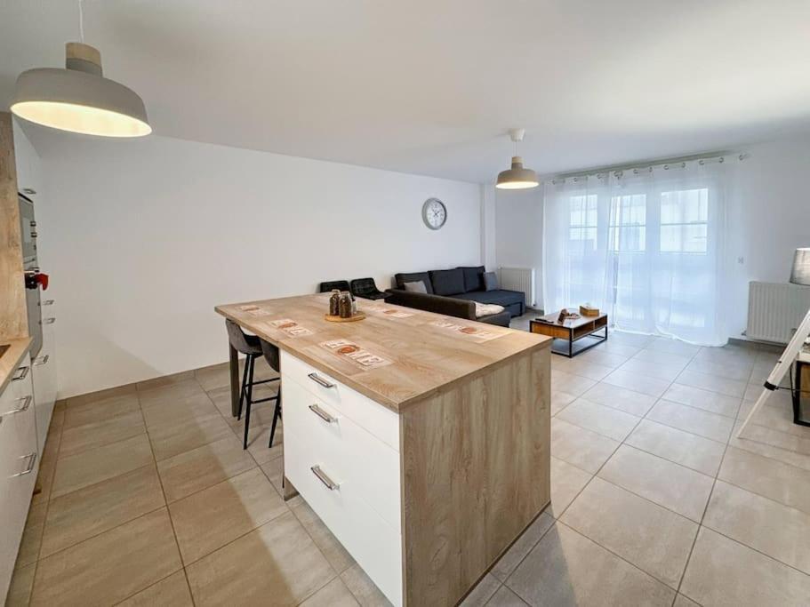 Le Cosy Villeneuve - Appartement Cosy Pour 6 A Disneyland Paris Buitenkant foto